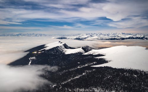Δωρεάν στοκ φωτογραφιών με βουνά, γαλάζιος ουρανός, κρύο Φωτογραφία από στοκ φωτογραφιών