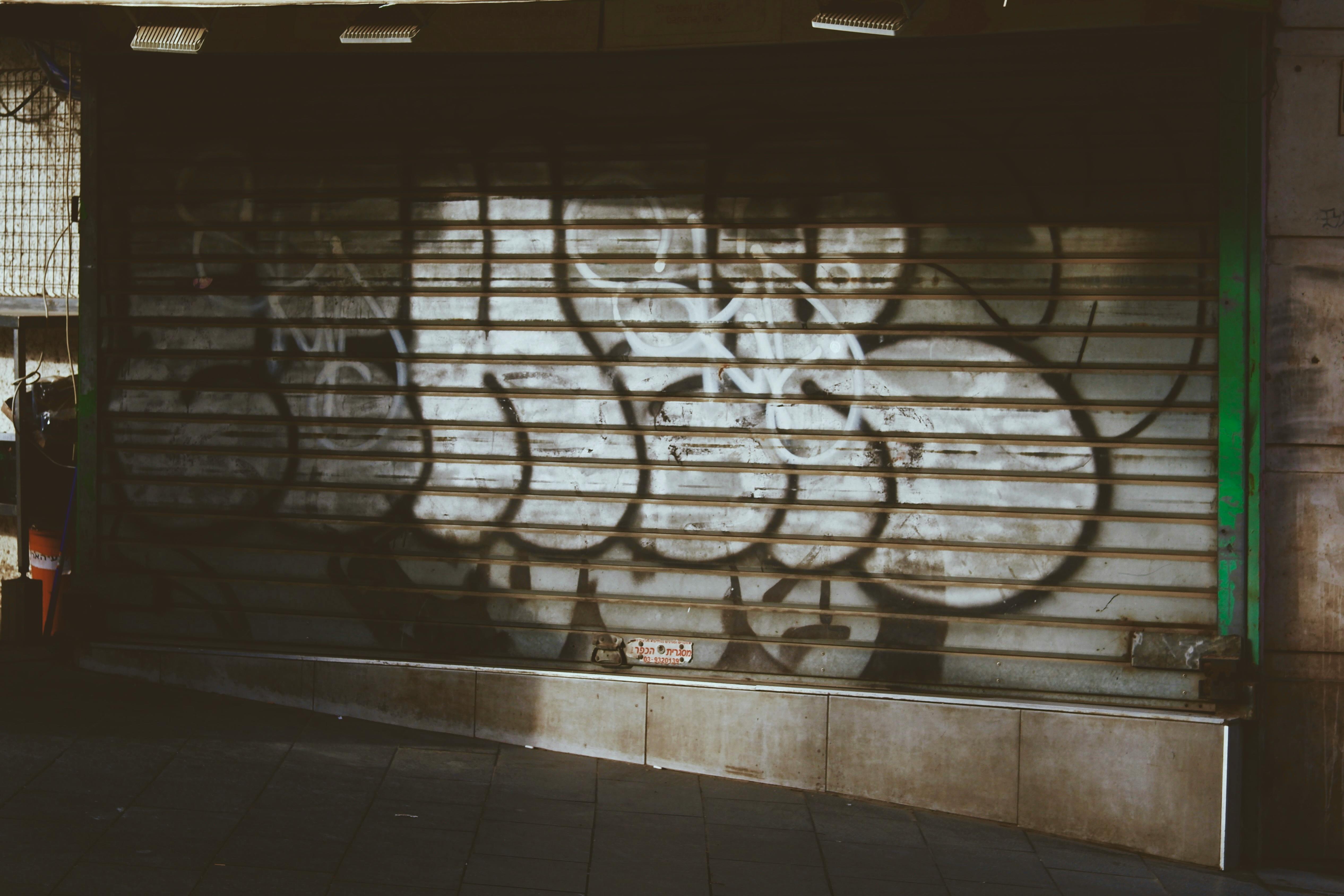 Graffiti on Garage Door · Free Stock Photo