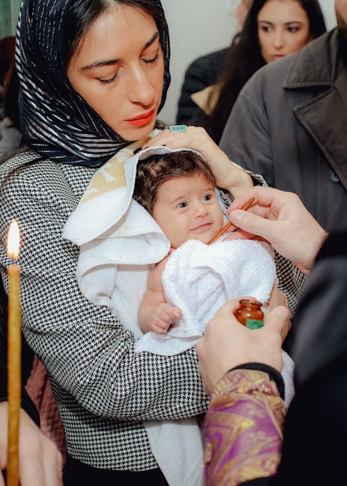 Gratis stockfoto met baby, gezichten, hijab