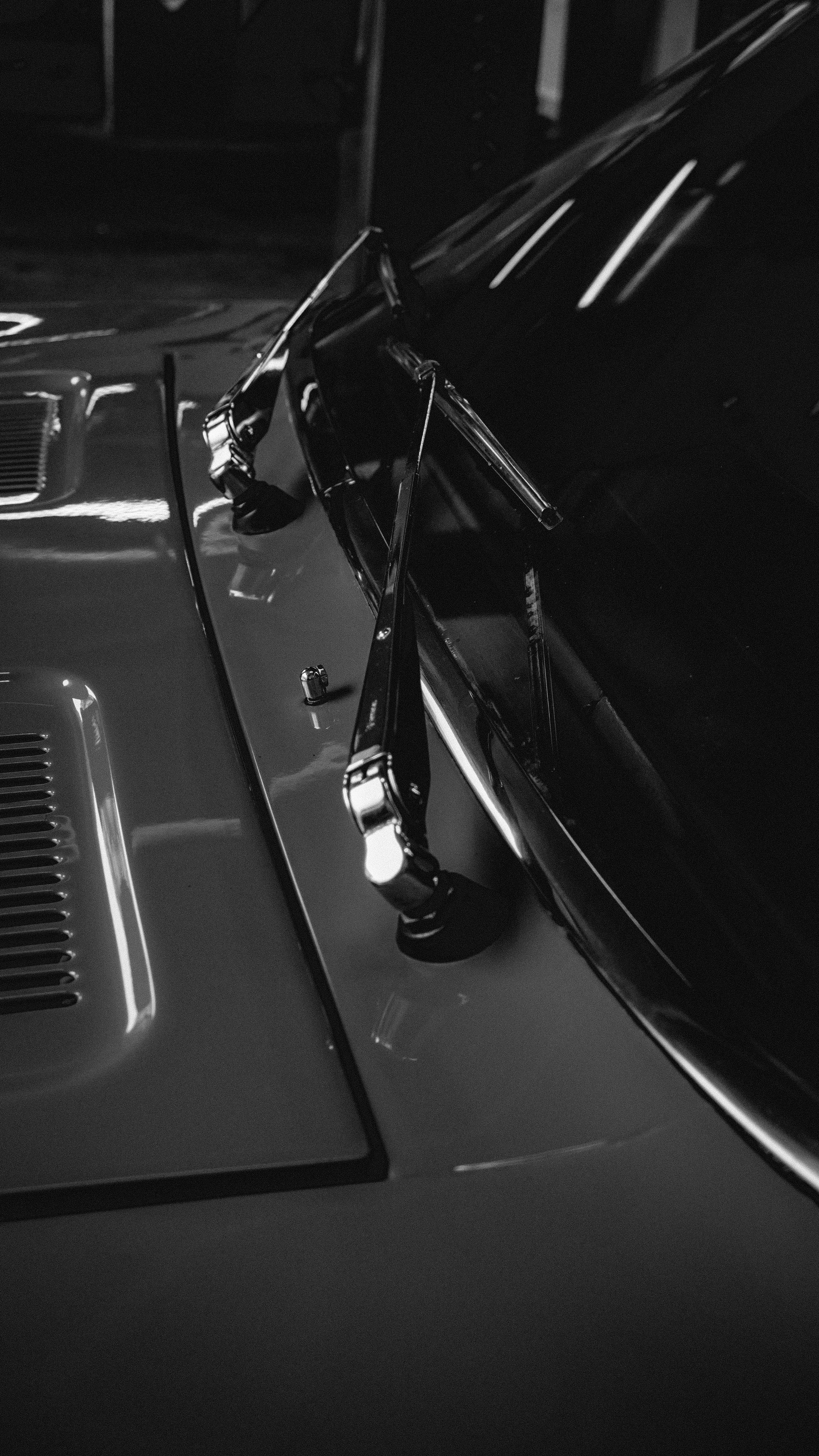 Car Wipers in Black and White · Free Stock Photo