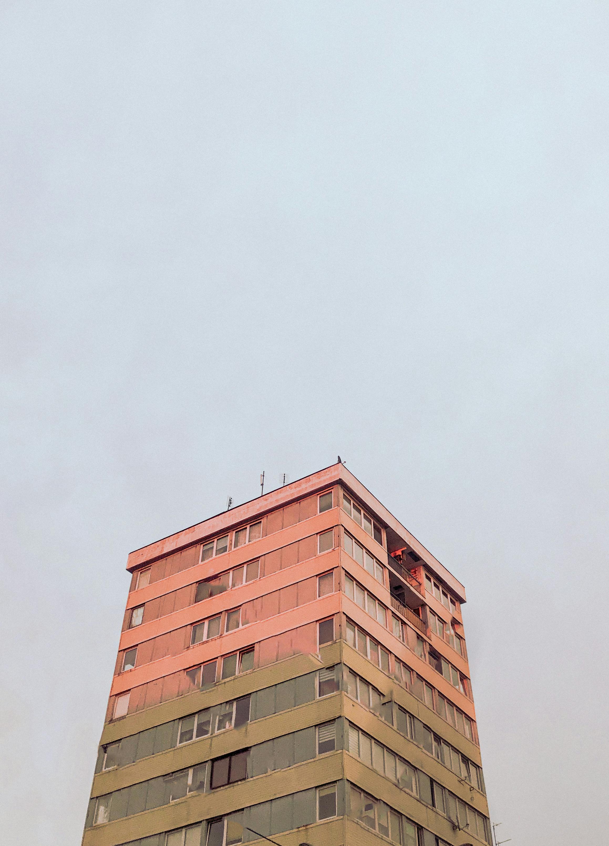 Gratuit Partea De Sus A Clădirii Rezidențiale Fotografie de stoc