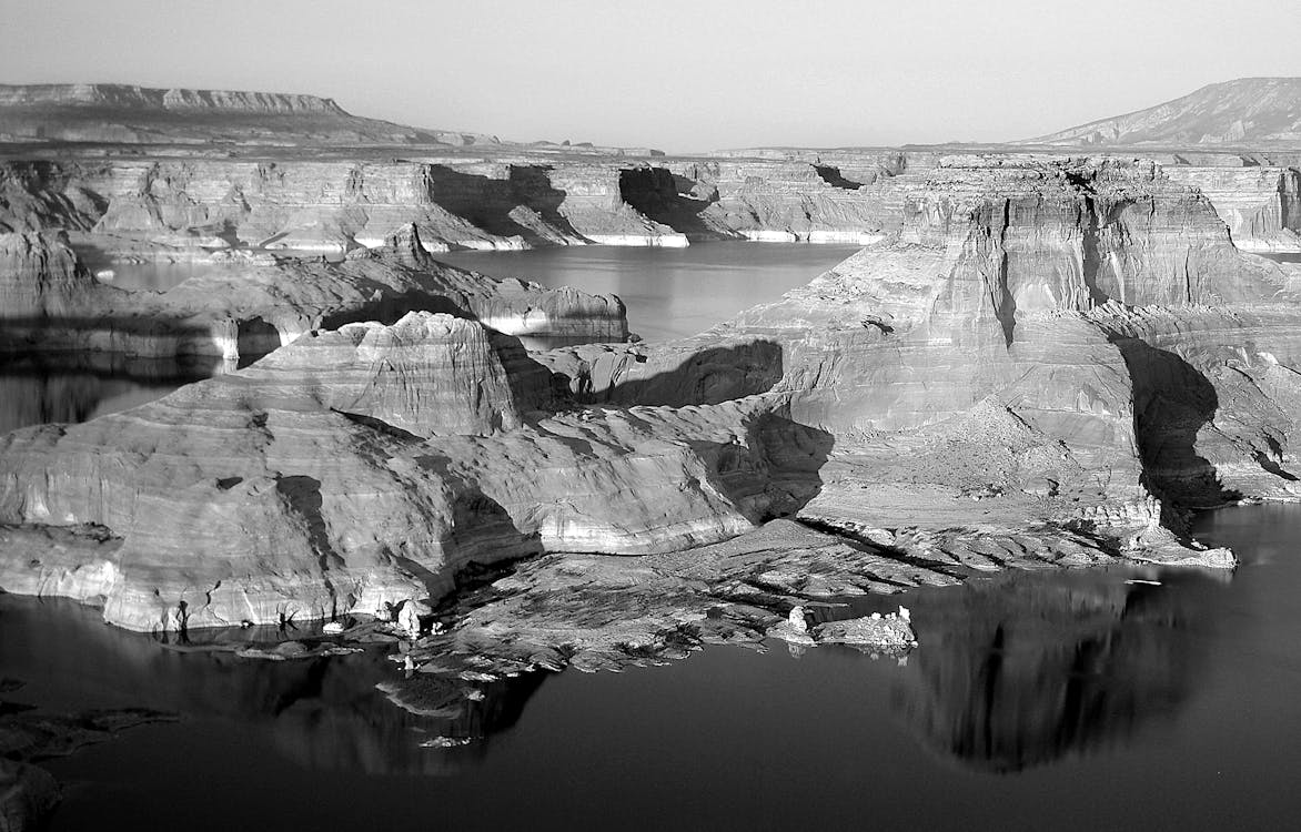 Ingyenes stockfotó fekete-fehér, folyó, hegy témában Stockfotó