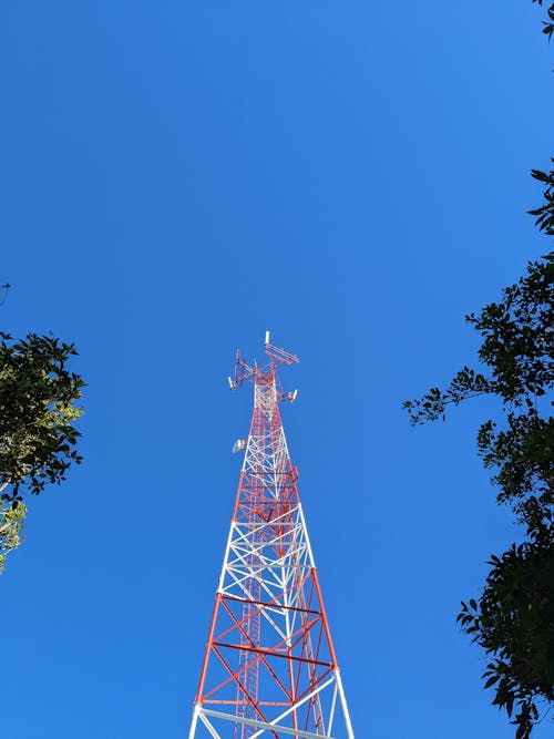 Foto d'estoc gratuïta de antena, cel blau, cel clar