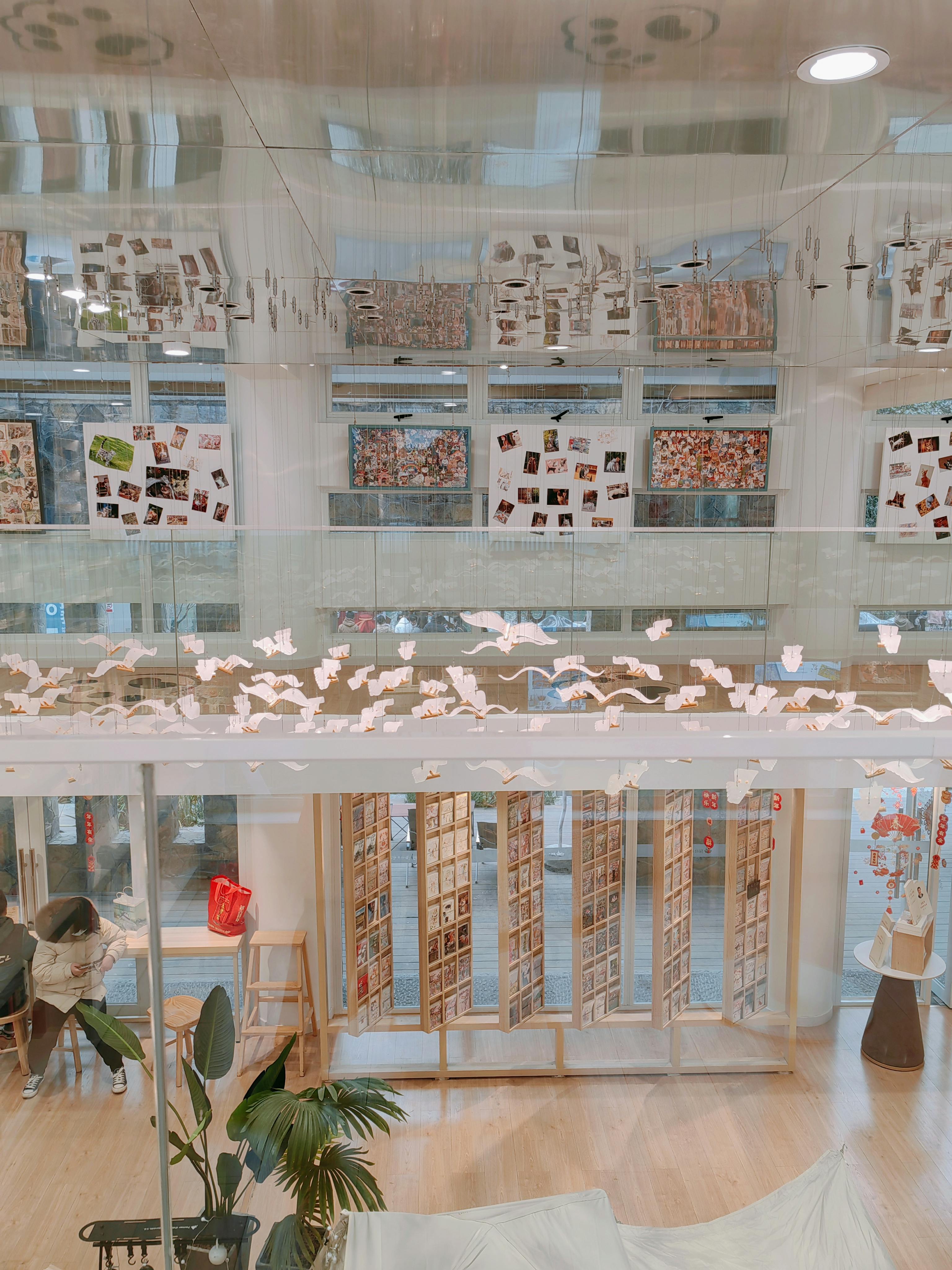 Bookstore Glass Photos, Download The BEST Free Bookstore Glass Stock Photos & HD Images