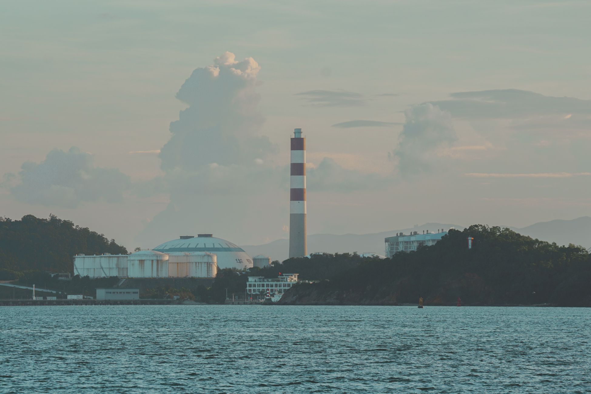 Twee boilers vervangen Amercentrale voor stadsverwarming