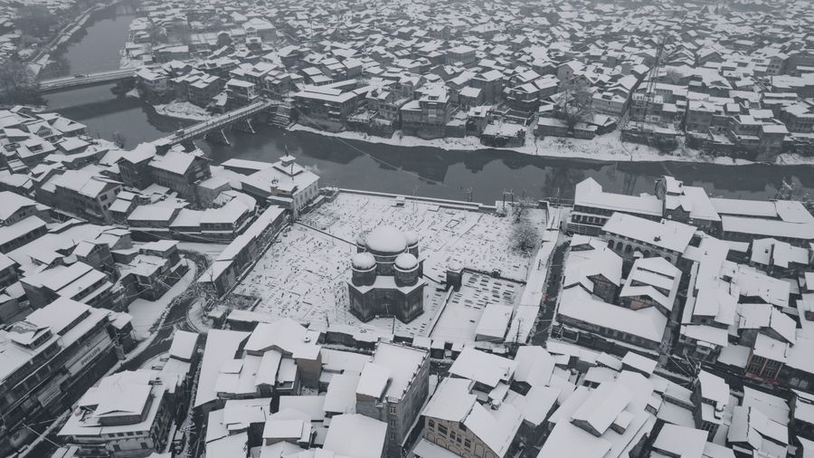 Snow covered Srinagar