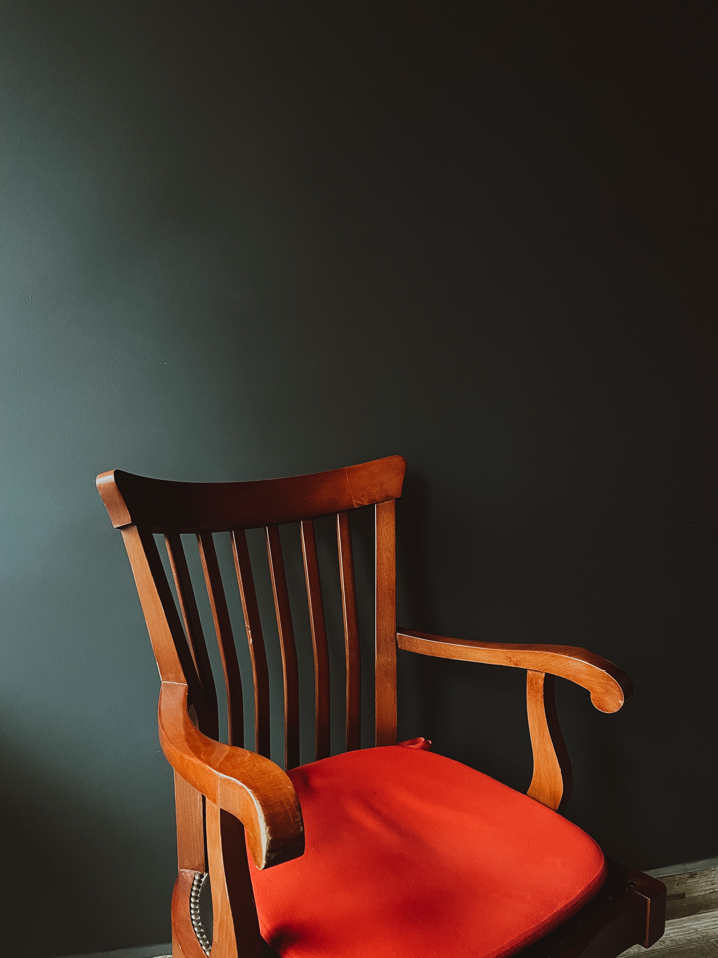 Déco écoresponsable : réutiliser des meubles anciens en 2026 