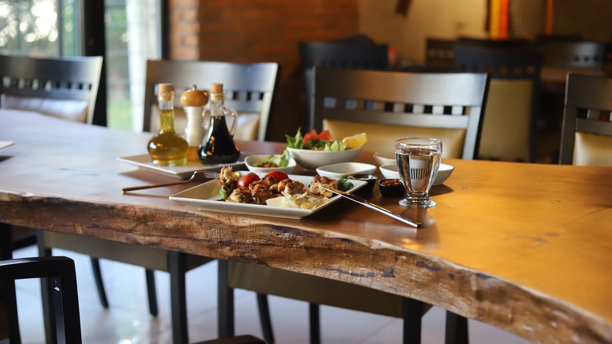 Veterans Day 2026 Free Meals for Veterans & Military (Nov 11)