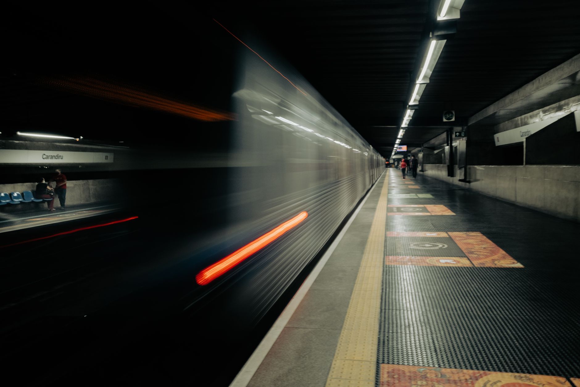 Metrô de SP opera 24h e reforça segurança para jogo do Brasil