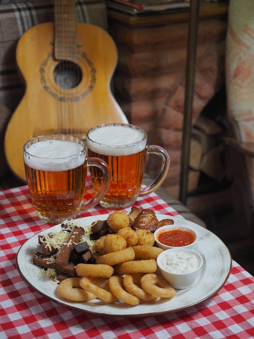 Photos gratuites de assiette, bière, chope