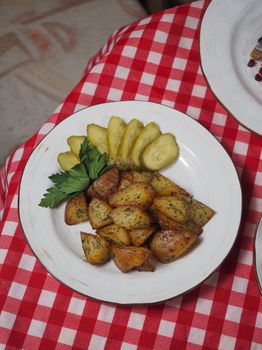 Garlic Dill Pickle Potato Chips
