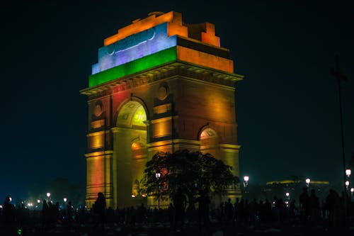 Side Profile Of India gate