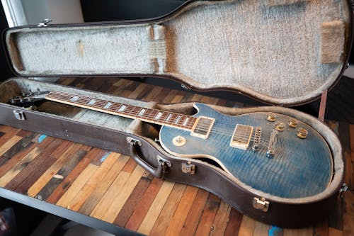 Blue Les Paul Electric Guitar With Gig Bag