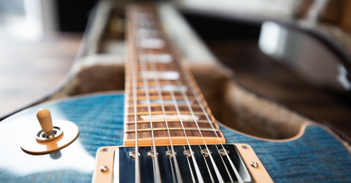 How to change guitar strings fender