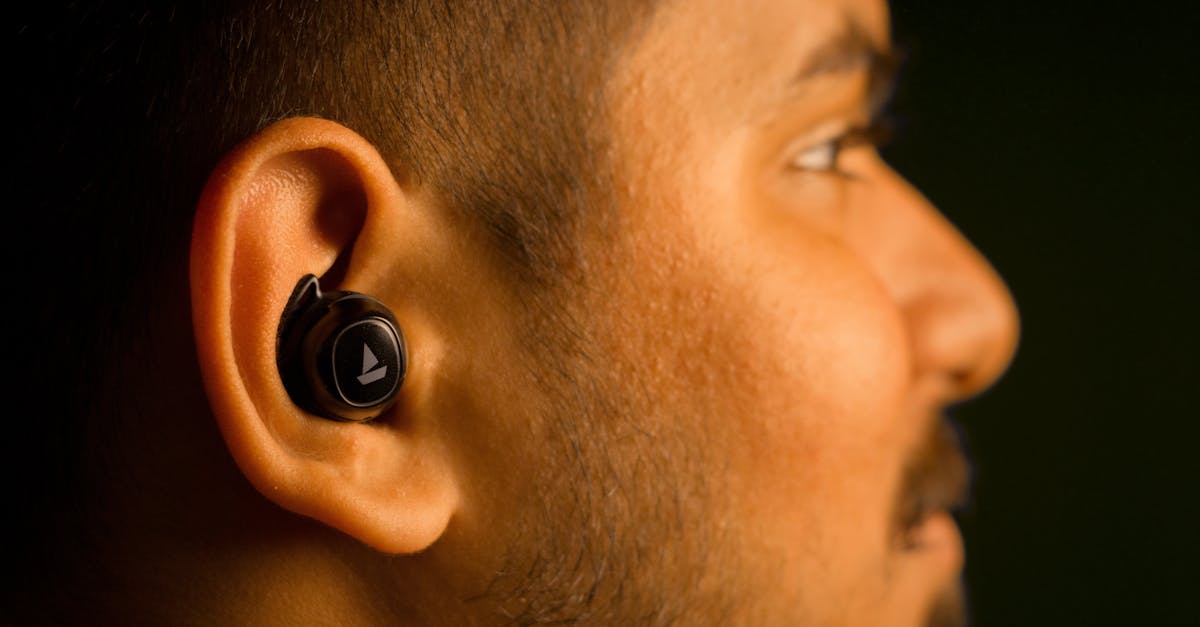 The Best Noise Cancelling Earbuds