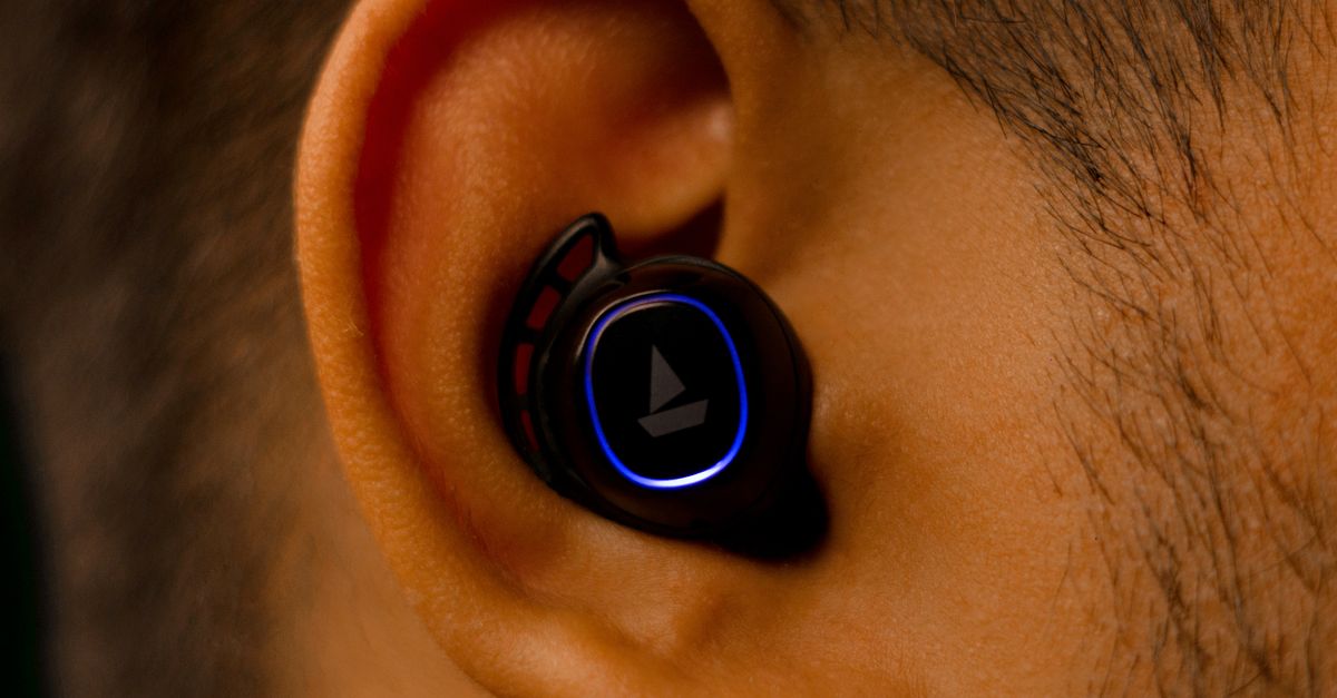 On a enfin vu les Galaxy Buds On portés à l'oreille