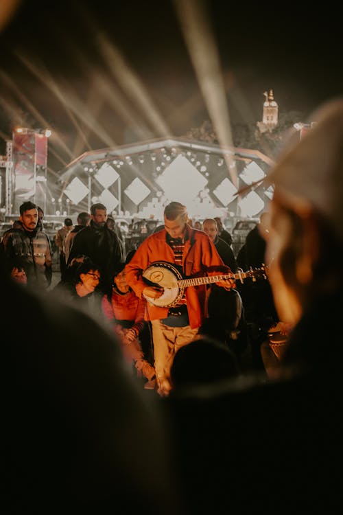 Fotobanka s bezplatnými fotkami na tému dav ľudí, festival, gitara