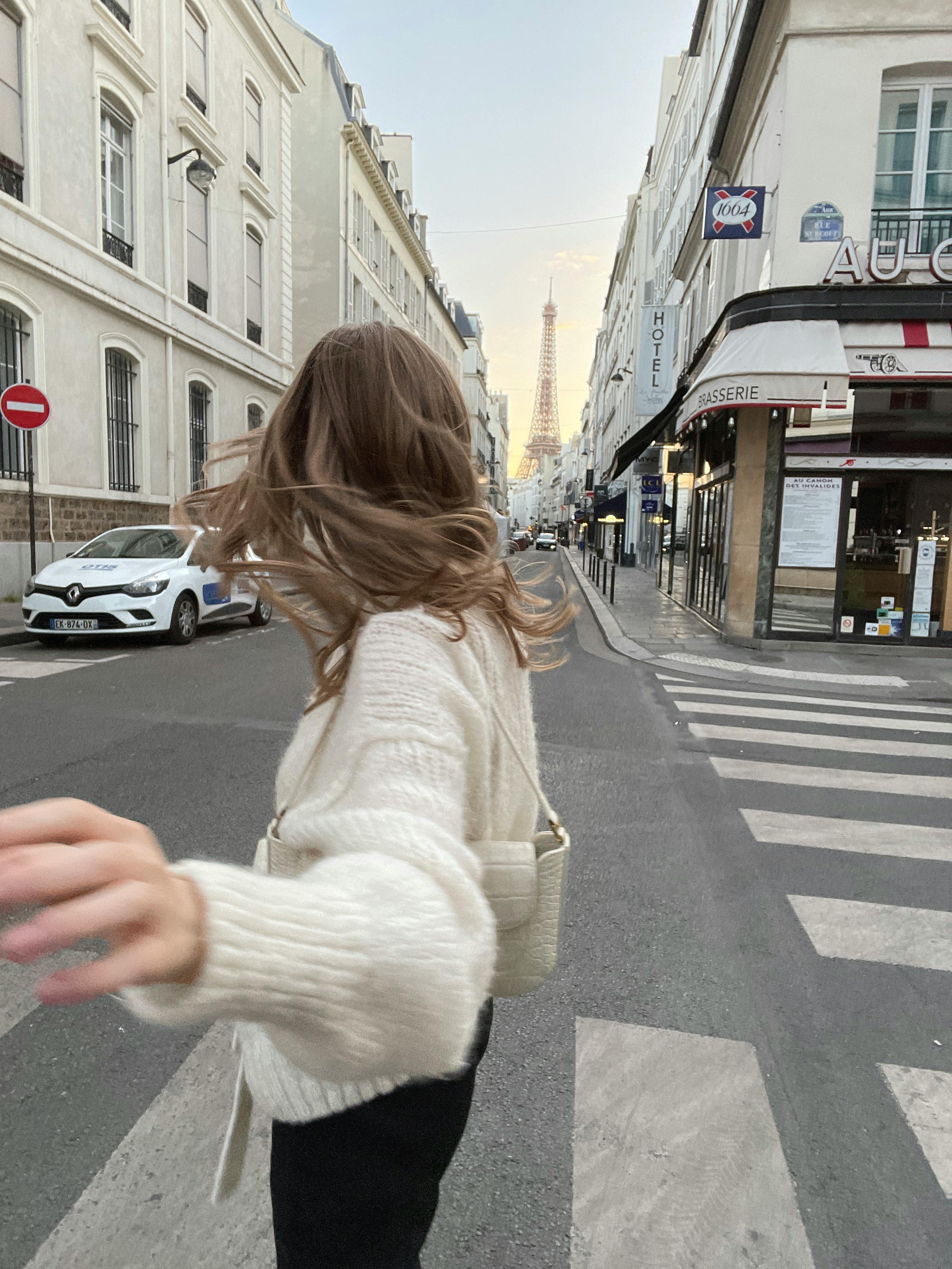 The Ultimate Walking Tour of Lawrence Hill, Bristol: Discover 10 Iconic Landmarks and Secret Corners