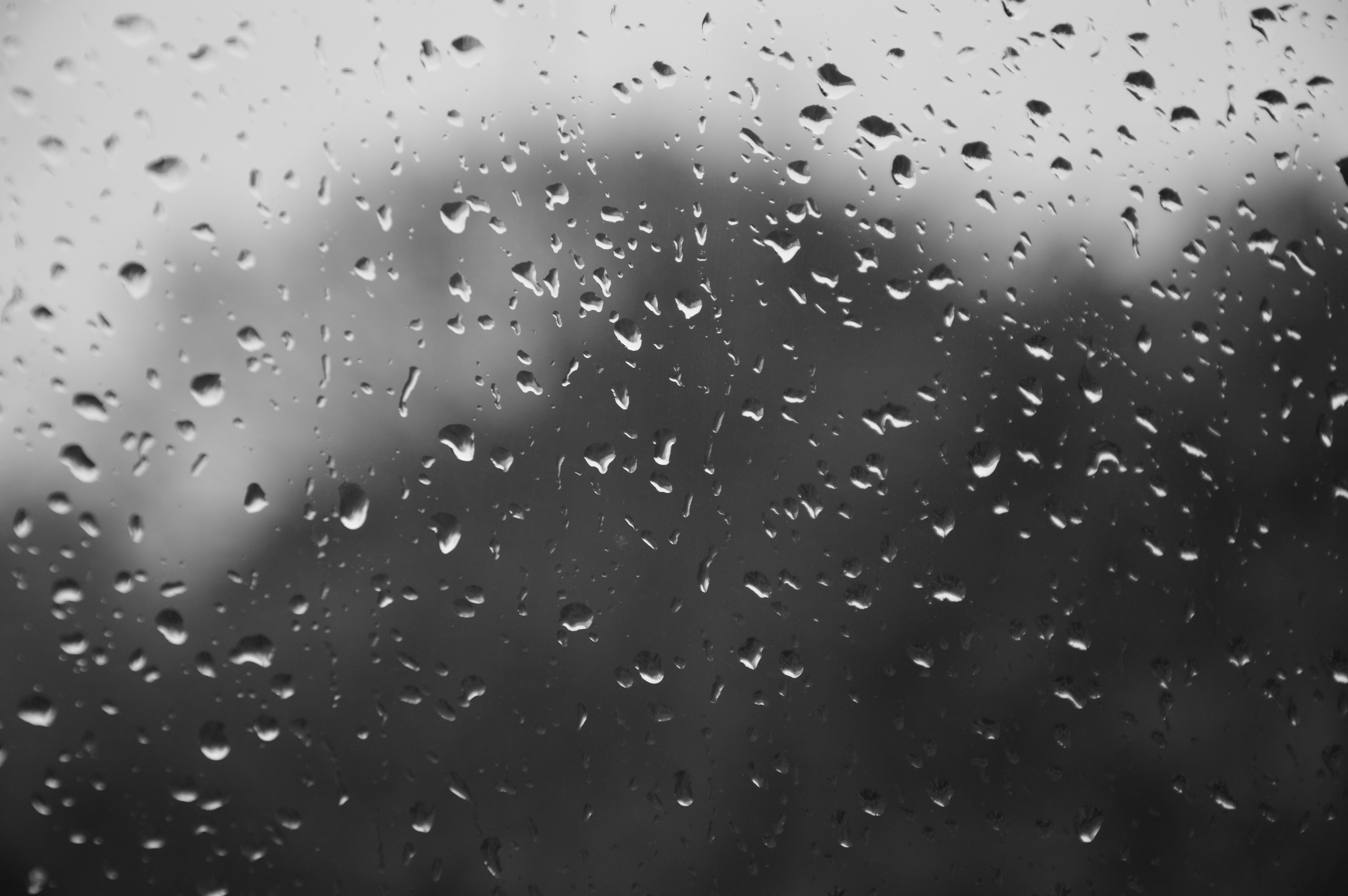 Greyscale Photo of Rain Drops · Free Stock Photo