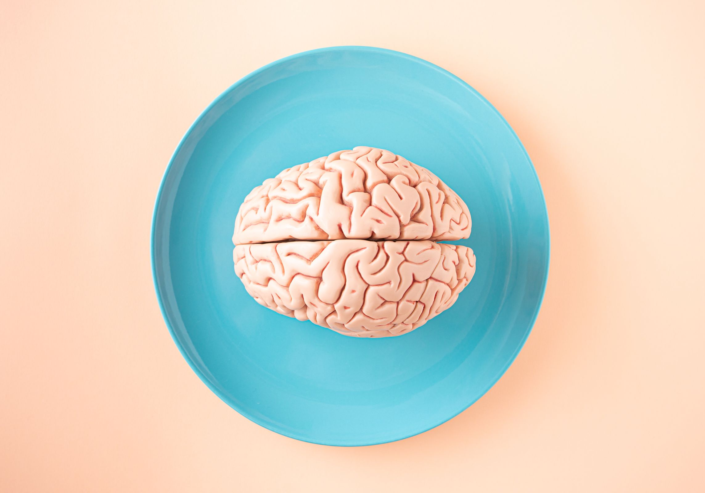 The Sleeper Effect: Why Bad Sources Persuade You