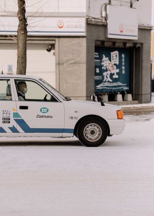 Základová fotografie zdarma na téma auto, Japonsko, městská ulice