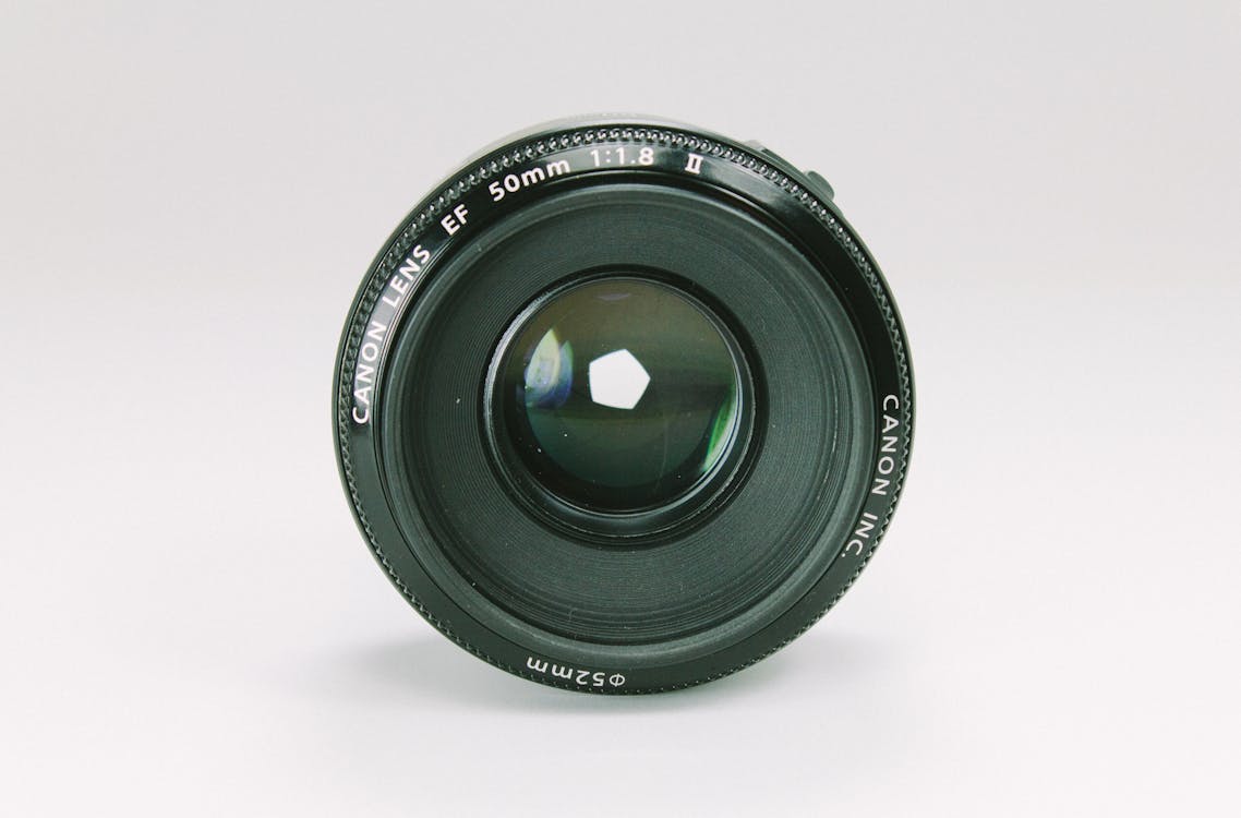 Fotobanka s bezplatnými fotkami na tému 50 mm, Canon, fotografické vybavenie