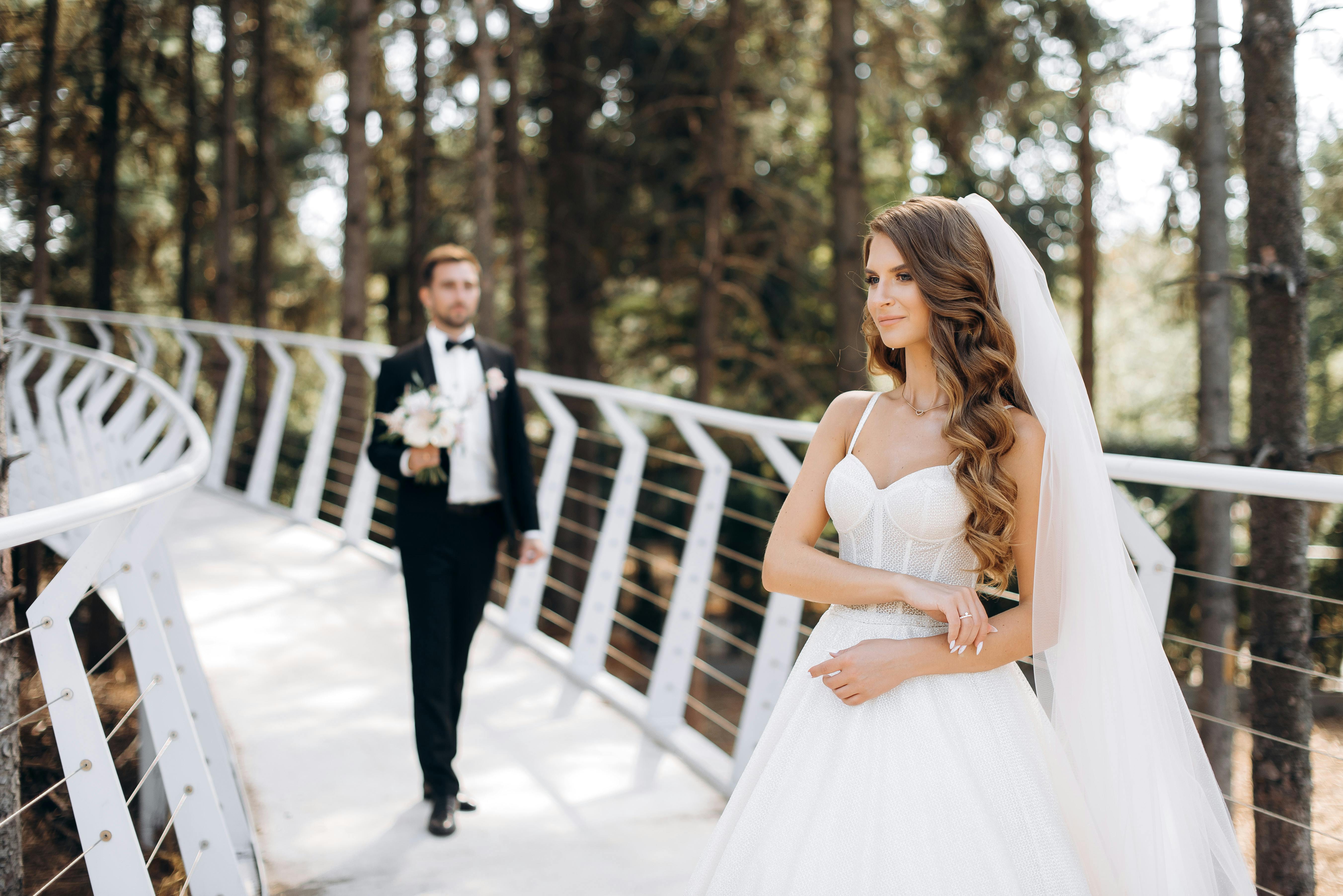 Taylor Swift Wedding Date Prompts Major Event To Reschedule — Report — Photo by Вадим Биць on Pexels