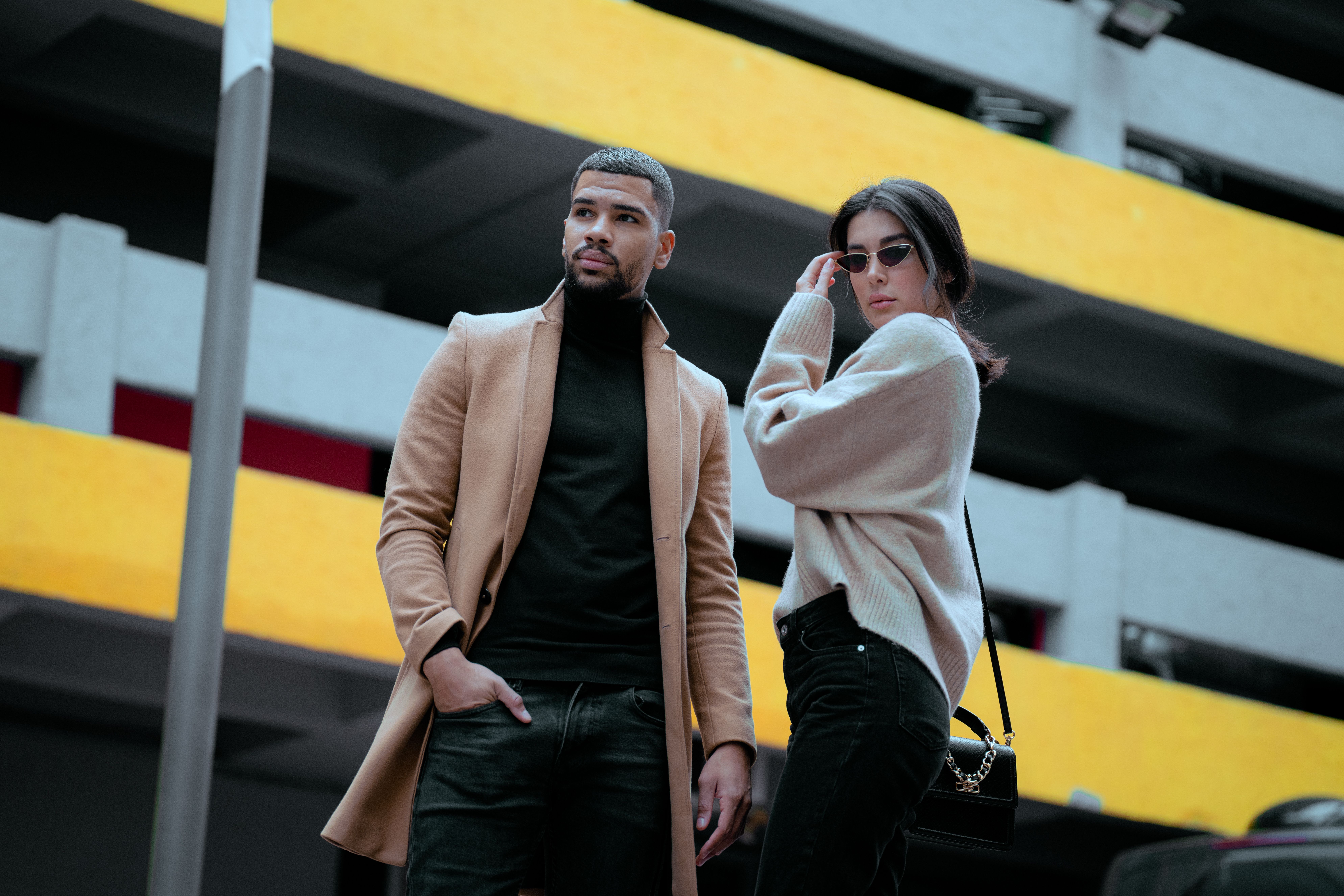 Le Duo Magique : Comment l'Harmonie entre une Tenue Assortie et vos Soins Personnels Révèle Votre Éc