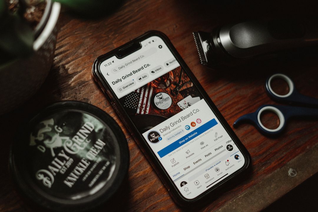 facebook ad video size - A mobile-first Facebook video ad size cheat sheet with four placements, pixel dimensions, and aspect