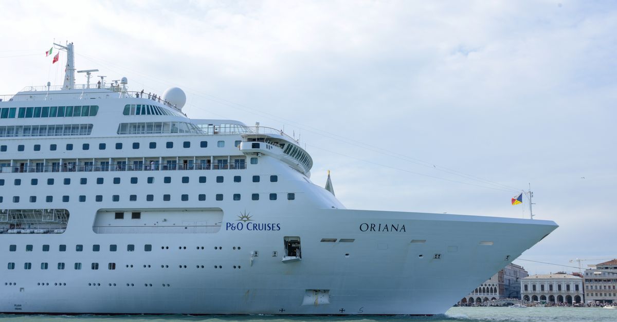 Template Mediteranean Cruise