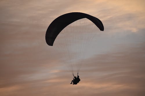 Bir Billing Sunset Paragliding