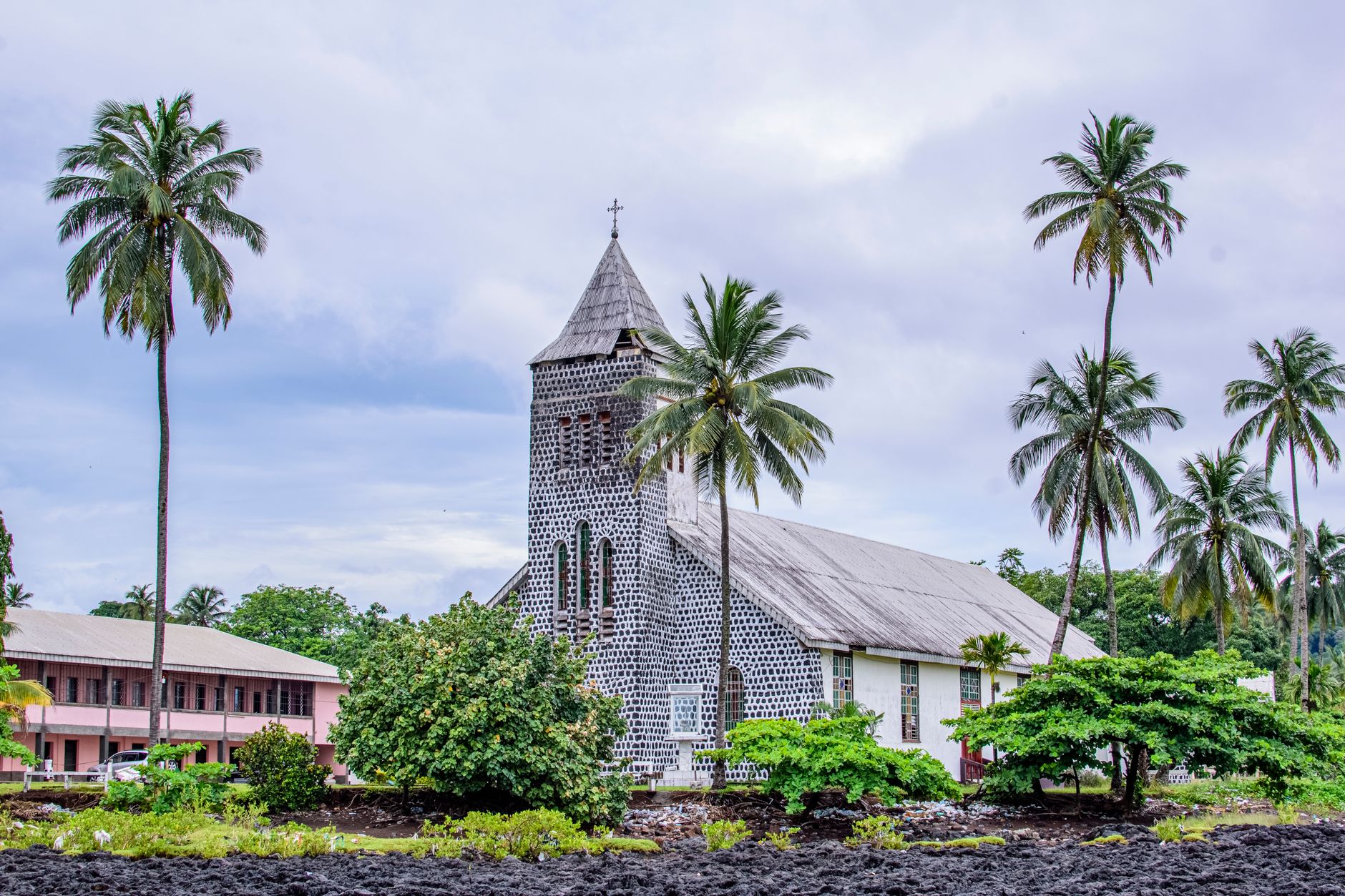 Popular sights in Commune Of Rangiroa Landmarks in Commune Of Rangiroa