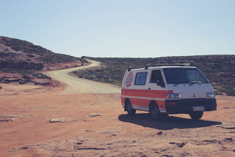 Photo Of A Mitsubishi L300 On Off Road