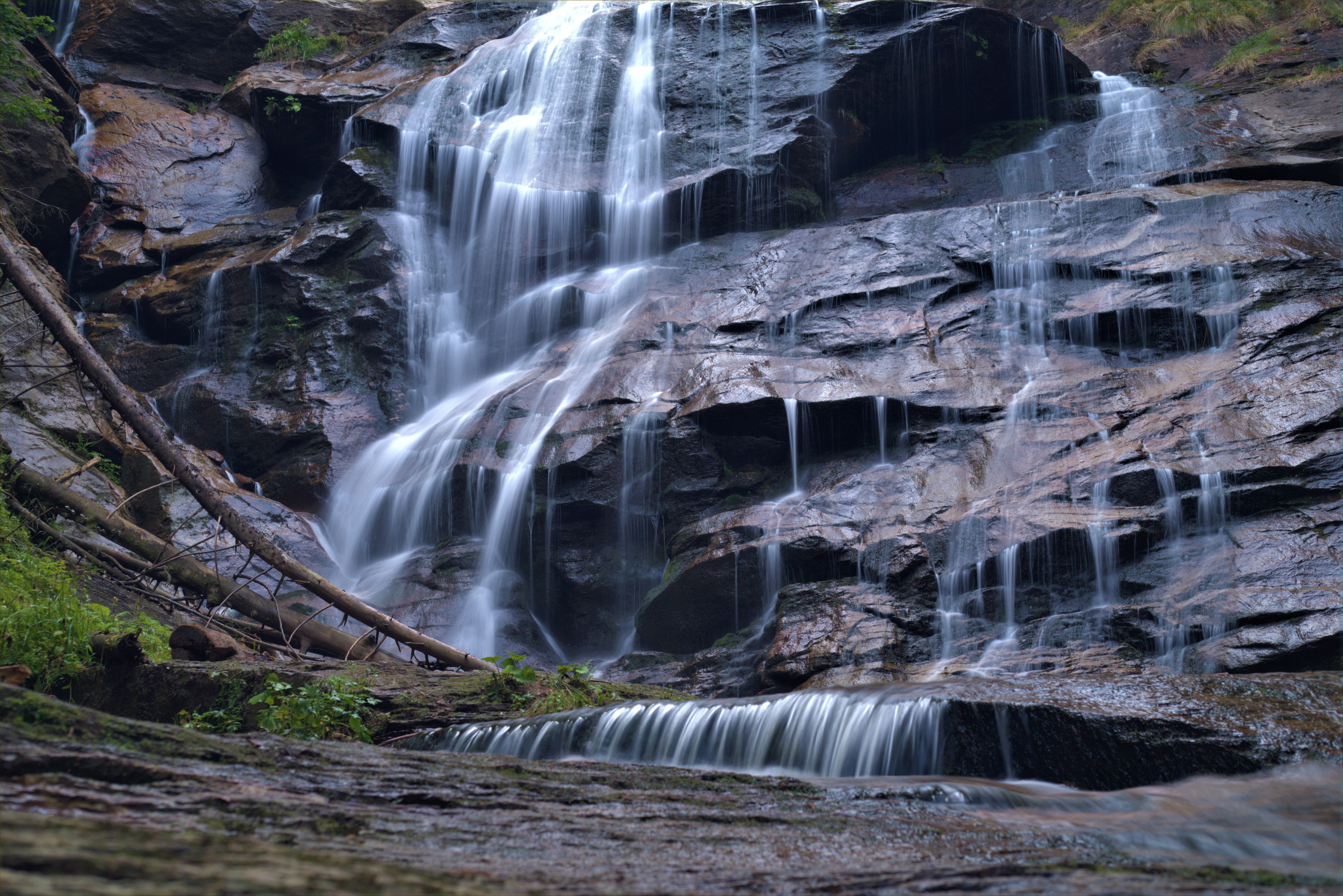Waterfall on Rocks · Free Stock Photo