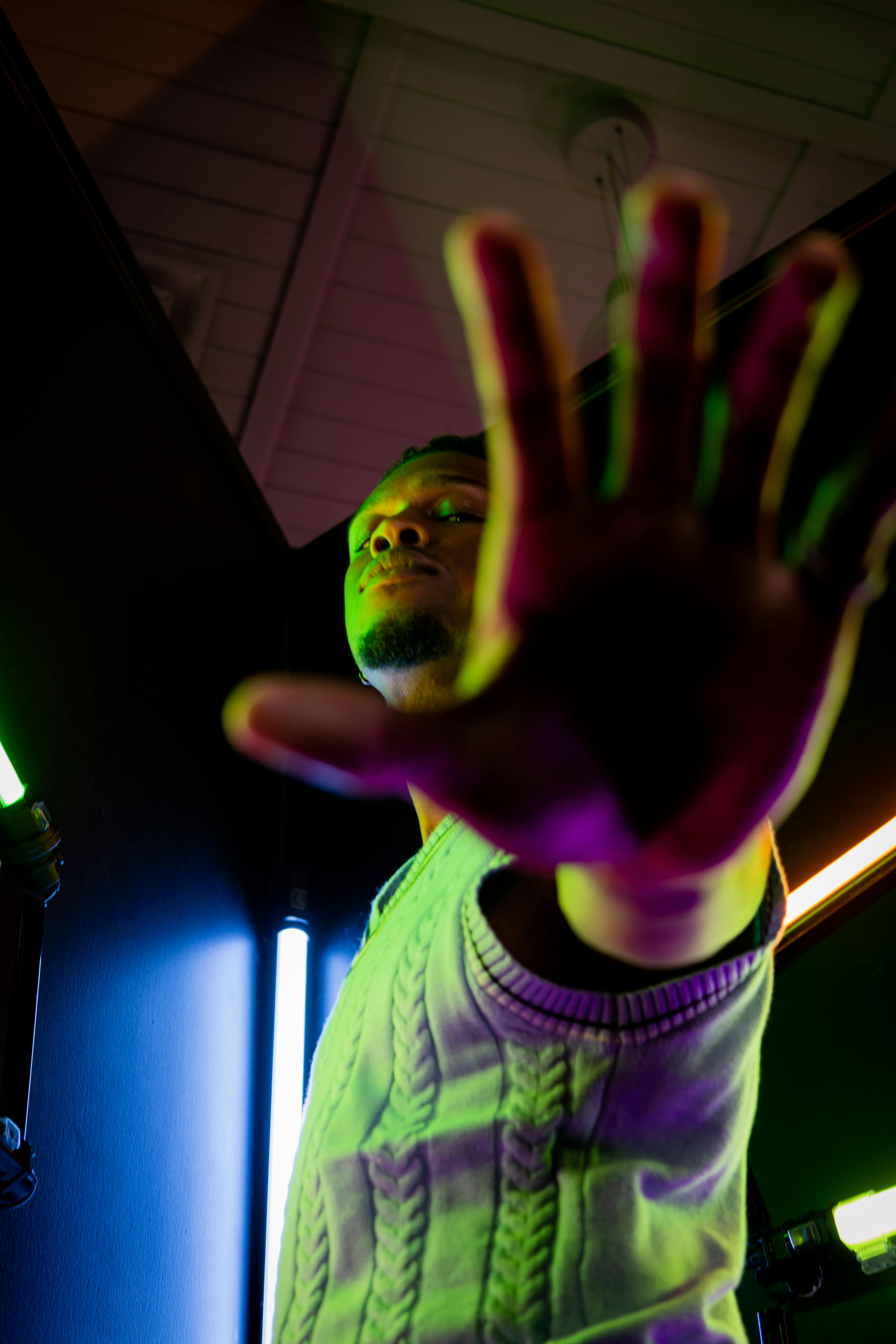 Hand Model Photos, Download The BEST Free Hand Model Stock Photos & HD Images