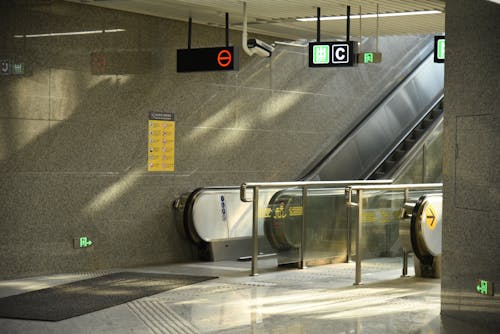 Gratis stockfoto met hedendaagse architectuur, metrostation, plaats