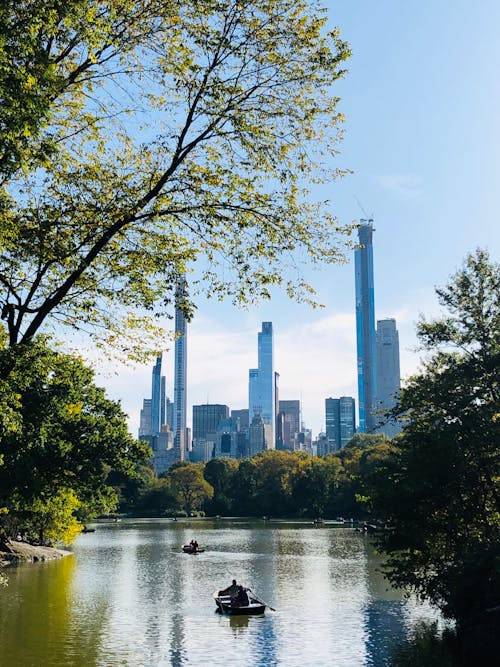 Fotos de stock gratuitas de Central park, cielo hermoso, lago azul