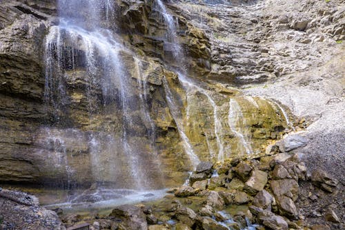 Fotos de stock gratuitas de agua, cascada, montaña