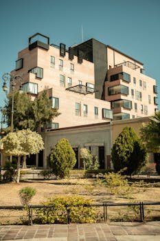 Contemporary architectural design of a residential building in Aguascalientes, Mexico.