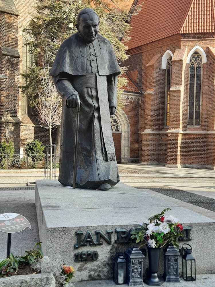 Statue Of John Paul II