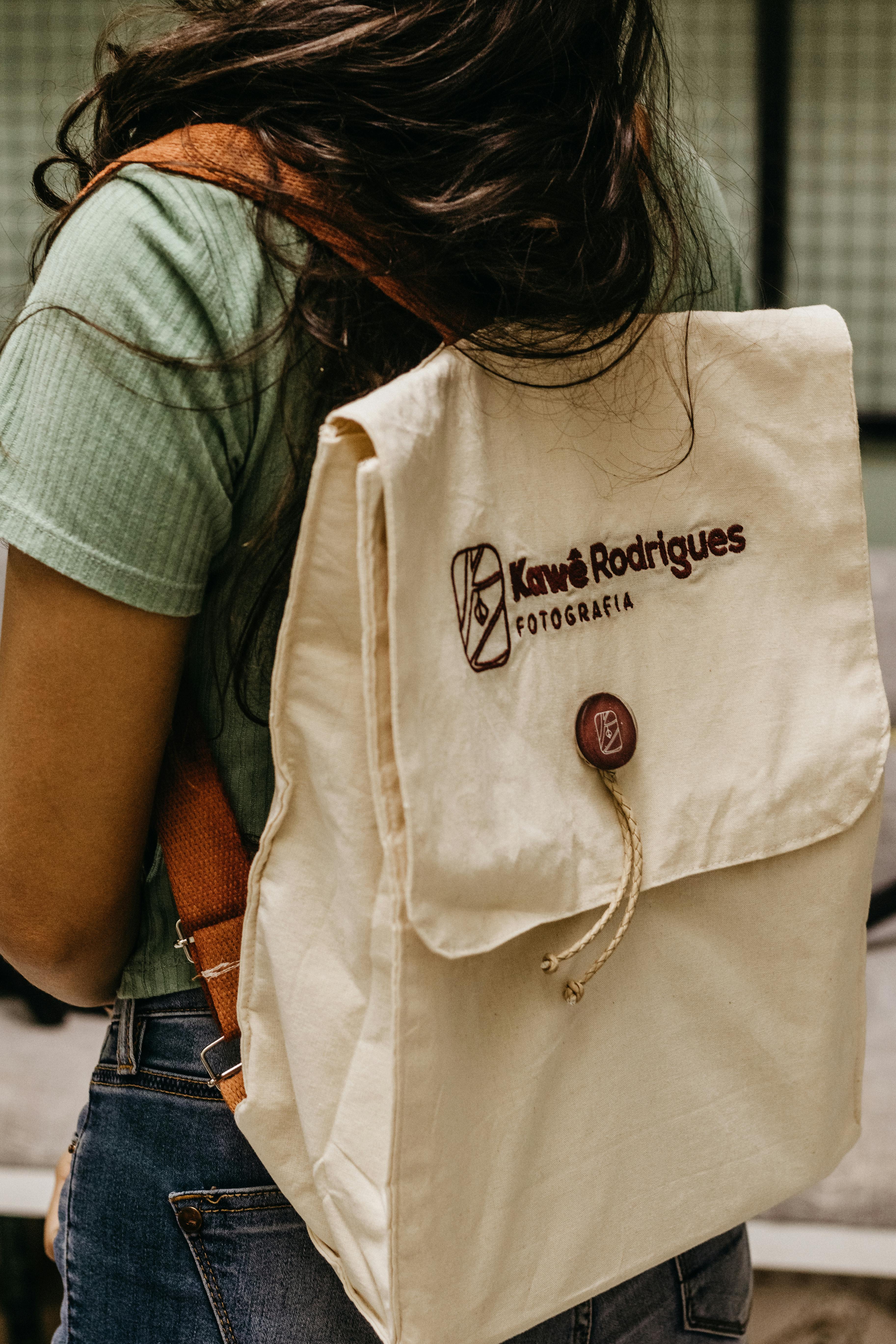 AI-Powered ⁤Tools for Creating Logos