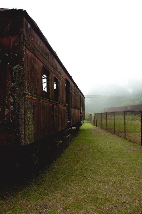 Foto profissional grátis de abandonado, antigo, área