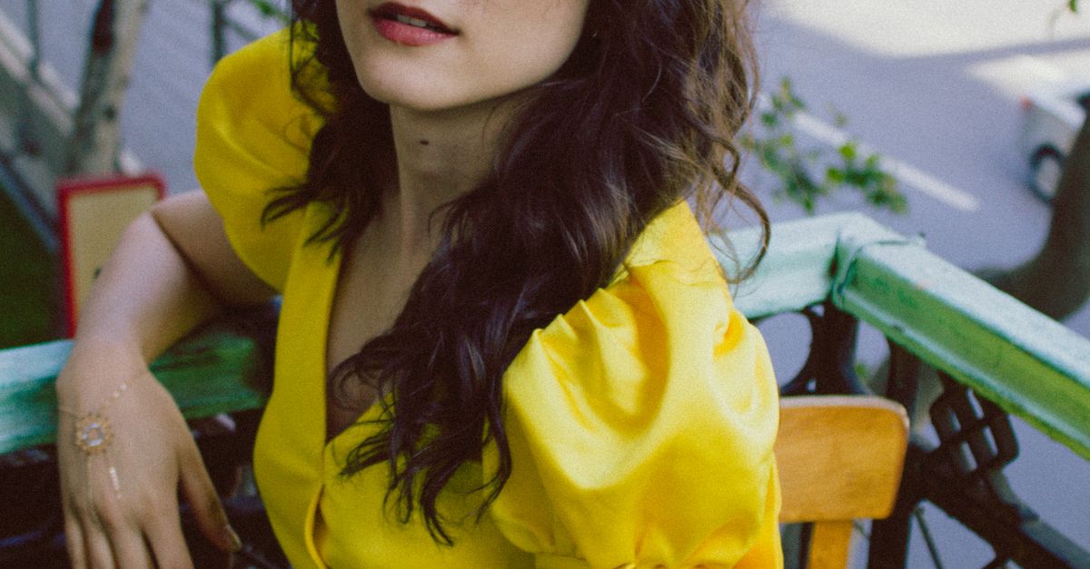 brown hair yellow dress Yellow Dress Brown Hair