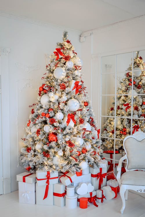 Gratis Fotos de stock gratuitas de adorno de navidad, árbol de Navidad, Decoración navideña Foto de stock