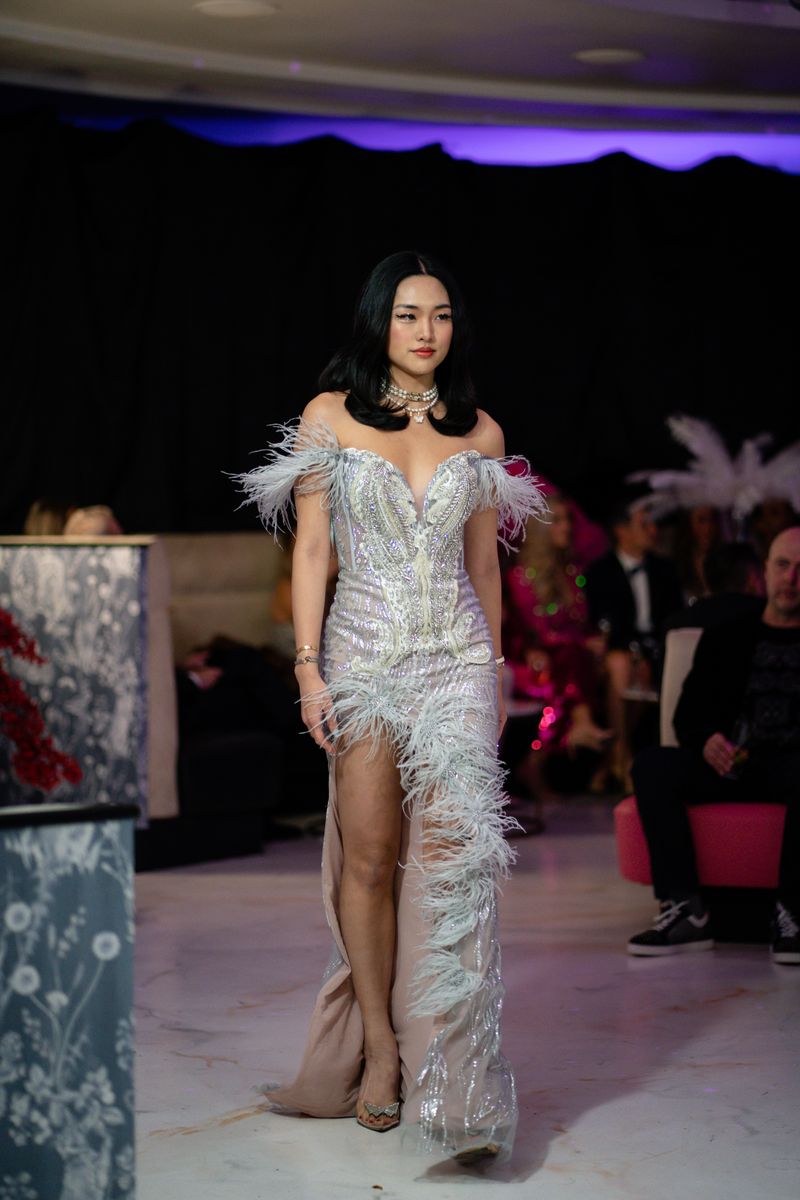 Maquillaje y Peinado para Pasarela y Shows
