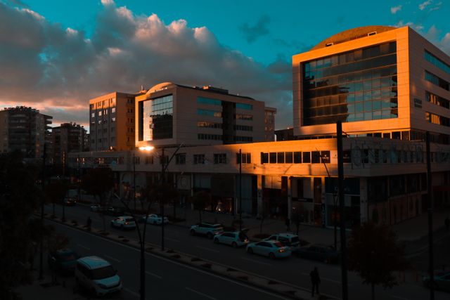Ana Cadde Üzeri Köşe Başı Dükkan