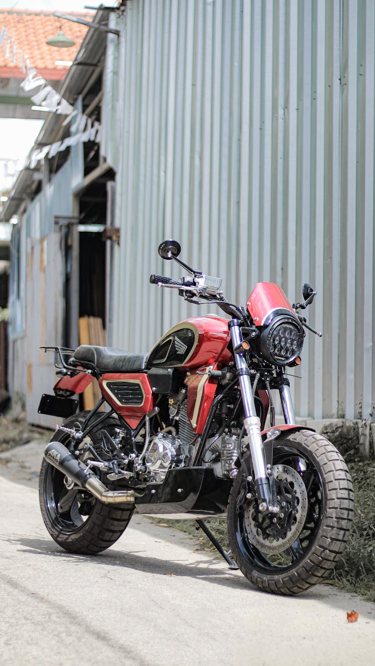 Scrambler Custom L Engine