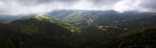 Kostenlos Kostenloses Stock Foto zu algerien, berge, dunkelgrüne pflanzen Stock-Foto