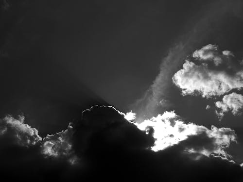 Image En Noir Et Blanc De Nuages