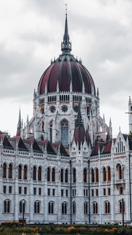 bina, Budapeşte, dikey atış içeren Ücretsiz stok fotoğraf